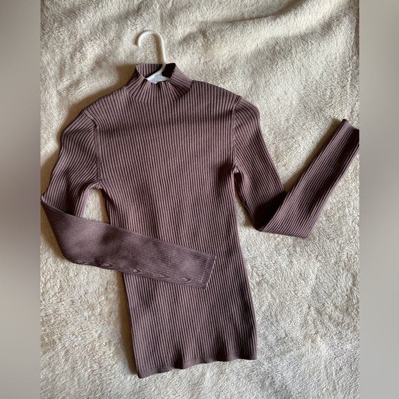 Babaton Sculpt Knit Tie-Back Longsleeve - Picture 2 of 2